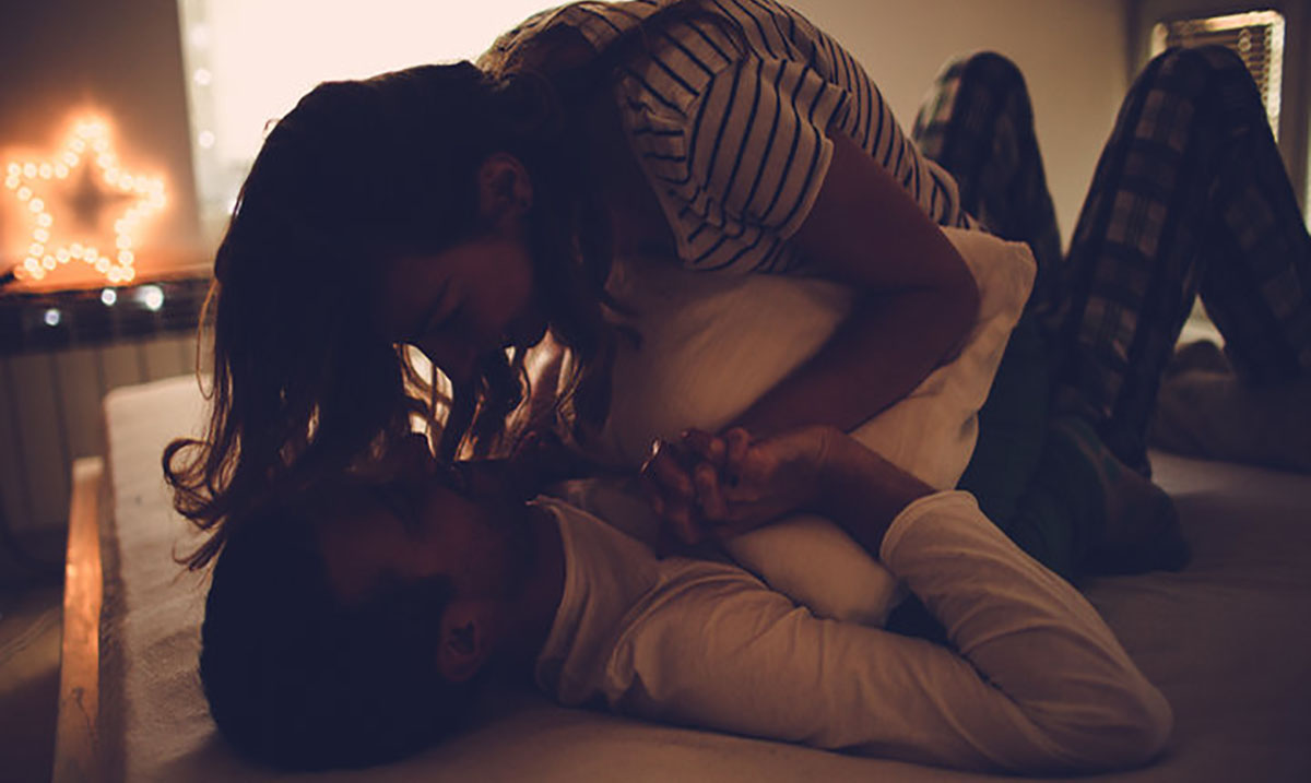 10 Things the Happiest Couples Do Before Bed
